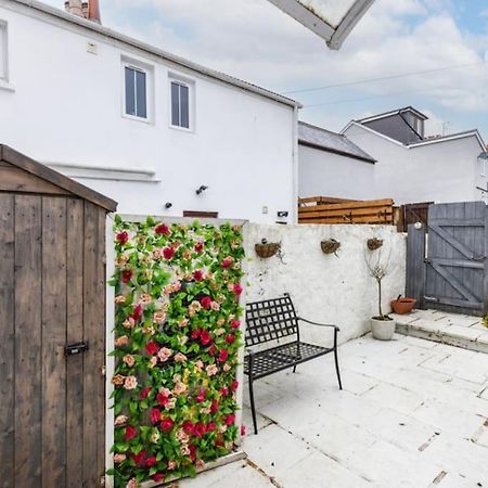 Ferienwohnung Cosy Flat In Burgess Hill, Sussex Exterior foto